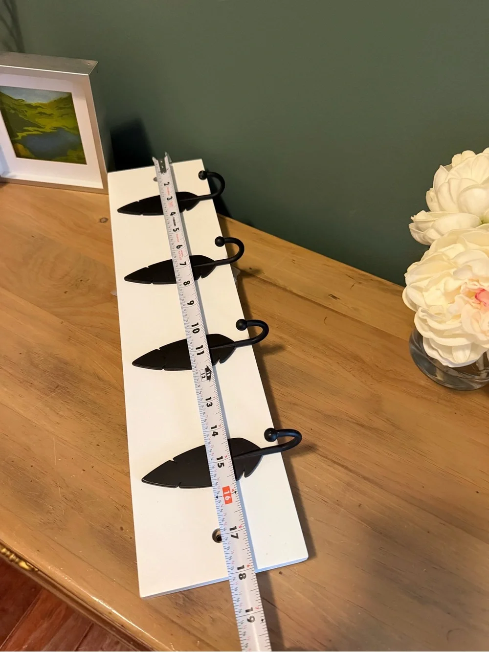 Allen + Roth Feather 4 Hook Wall Rack White Black Coat Hat Entry Organizer